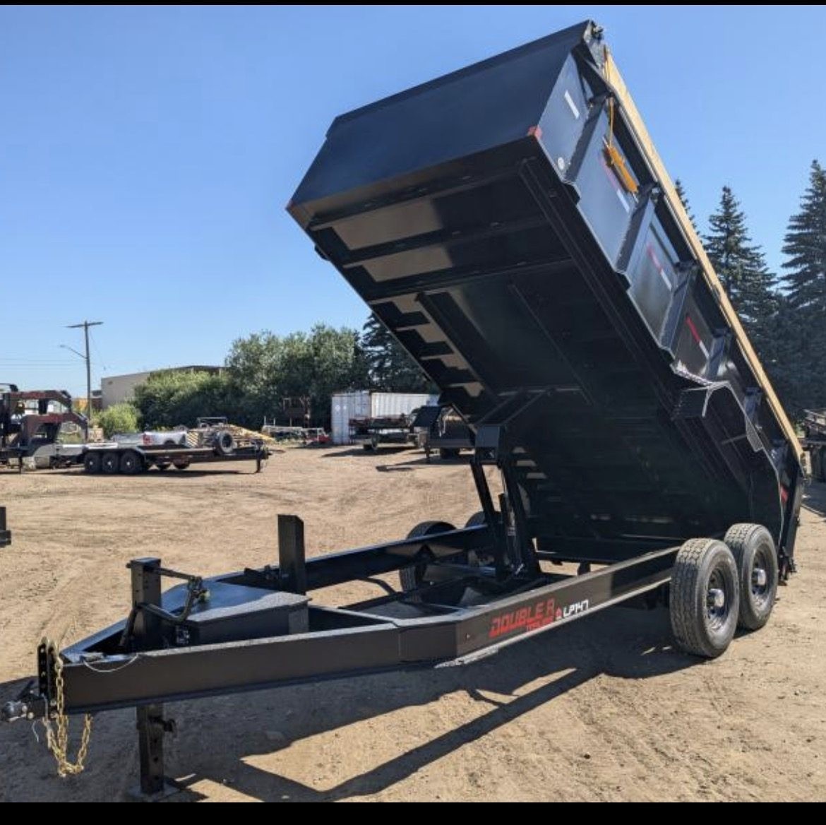 Junk removal trailer Greater Vancouver — yard debris haul away